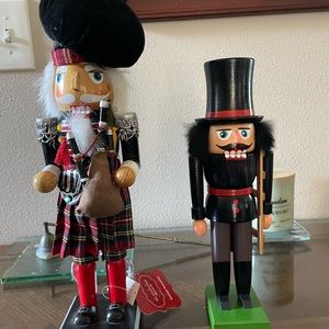 2 vintage nutcrackers
